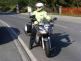policista na motocyklu