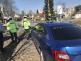 Policie u železničního přejezdu.jpg
