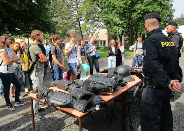 "Do života bez karambolů"