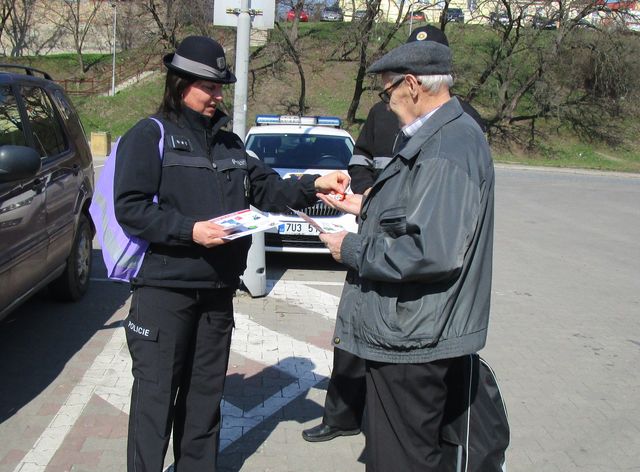 "POZOR NA ZLODĚJE"