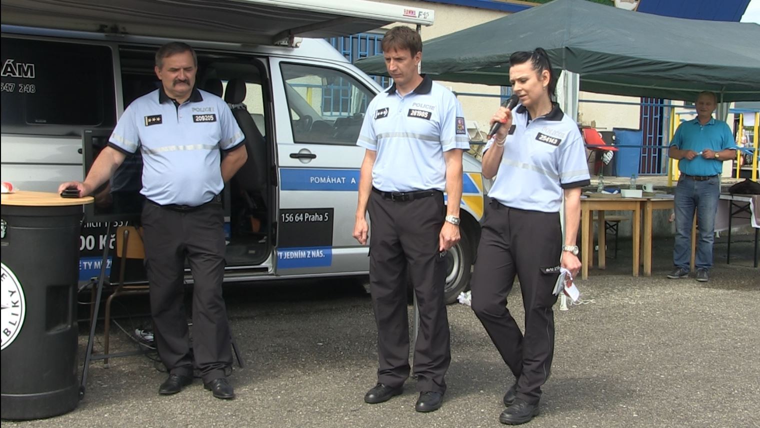 "Přes bariéry s policií" Benešov