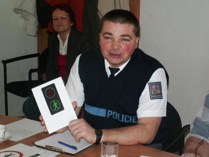 (4) znalost dopravního značení