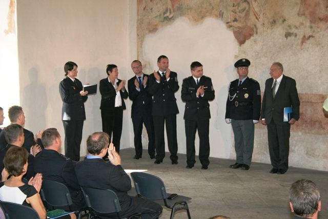 07 - Plaketa PČR