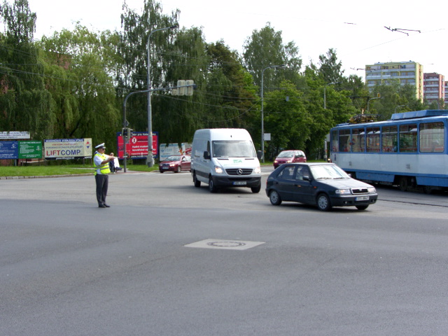 08 řízení křižovatky