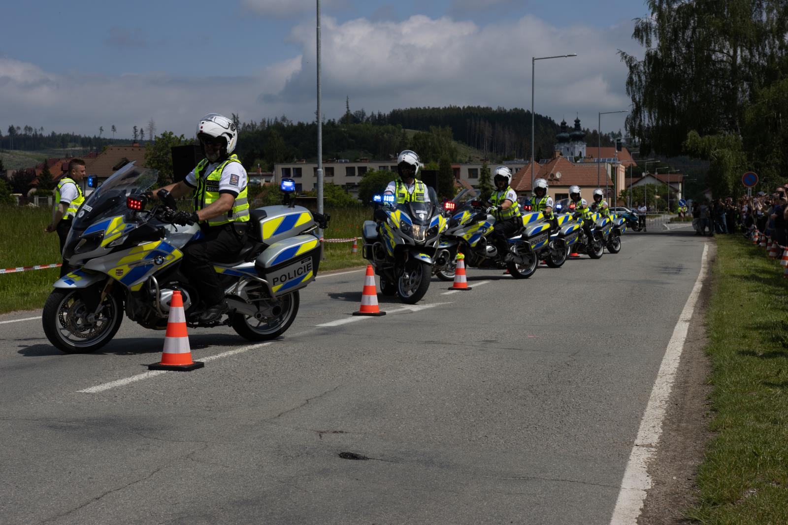 1 Dopravní policisté KŘ PČR JmK.jpeg