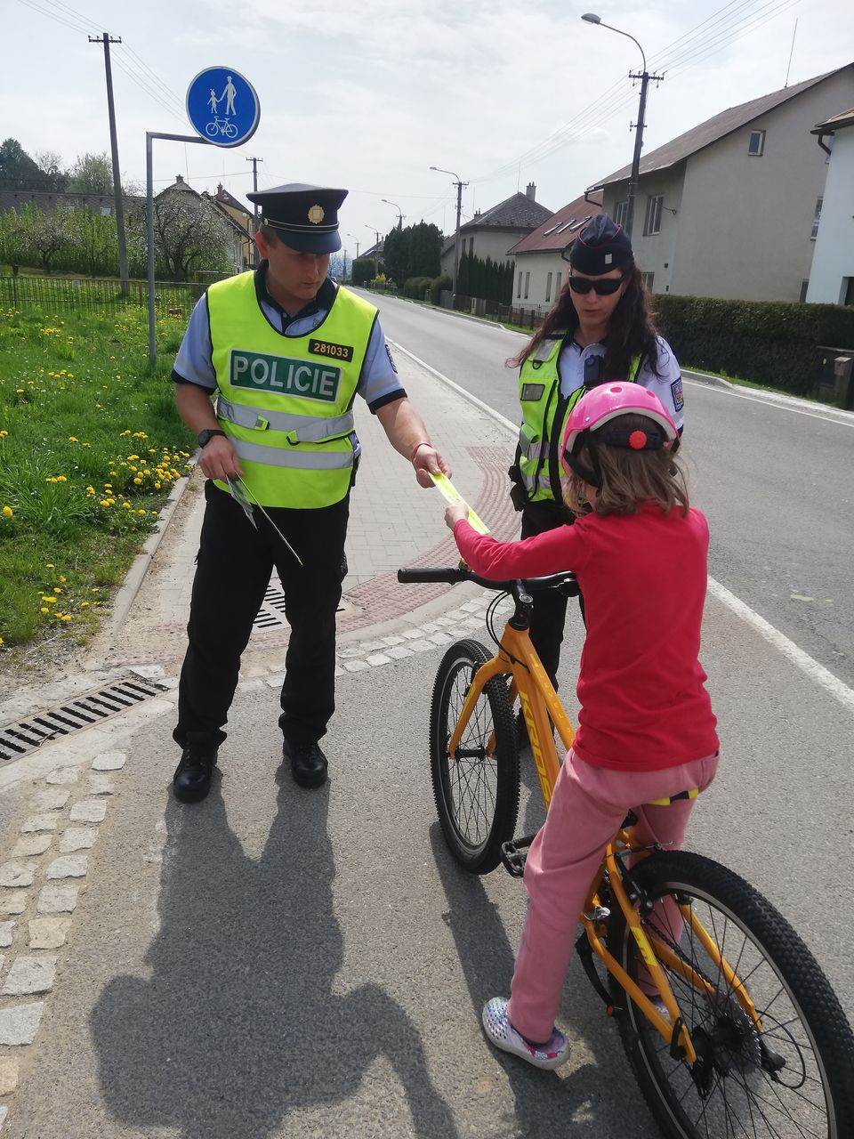 1 Na kole jen s přilbou (1).jpg