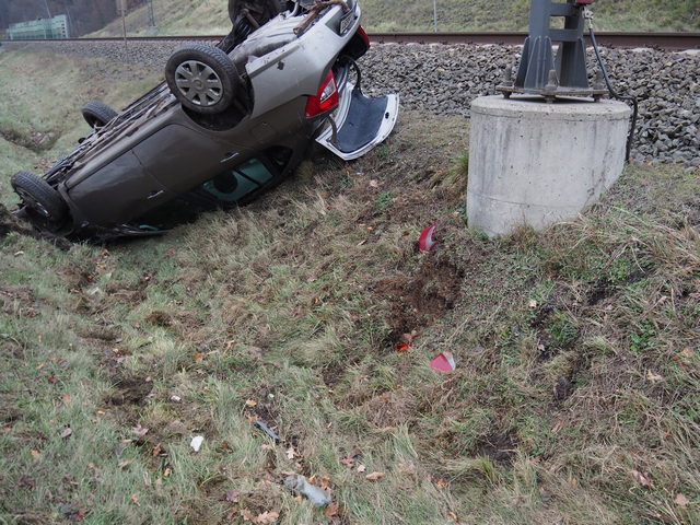 1 Pátráme po řidiči Tmavého SUV.JPG