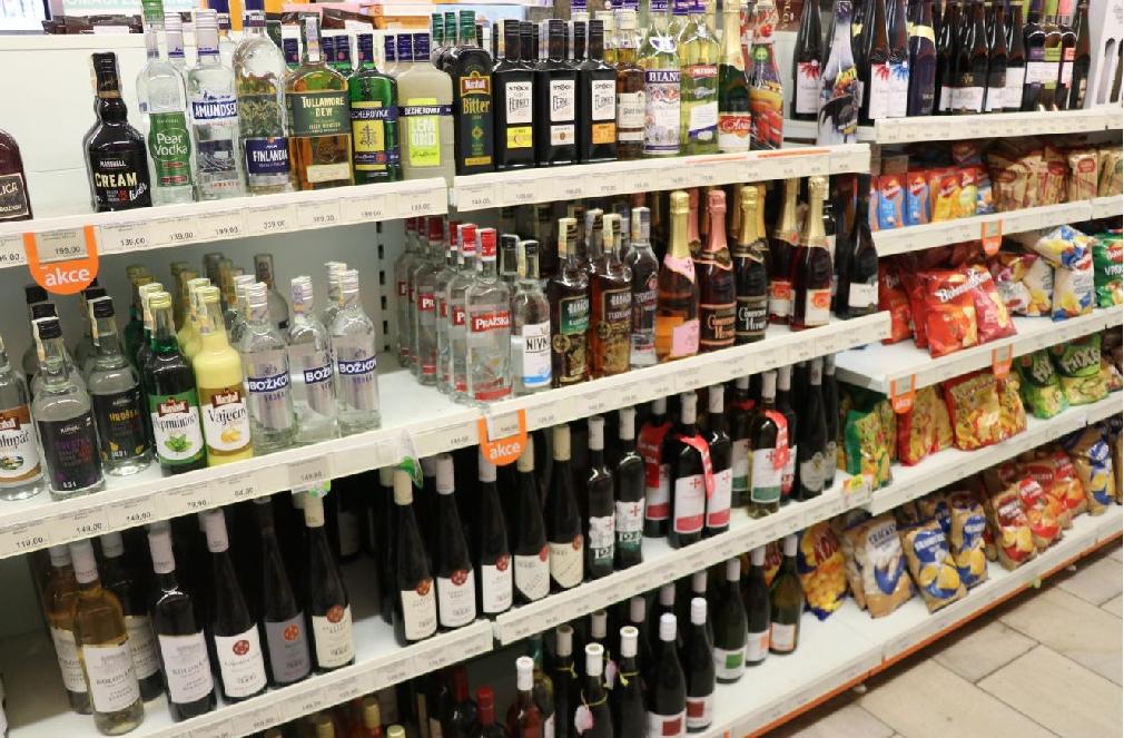 1 Prodejna alkohol.jpg