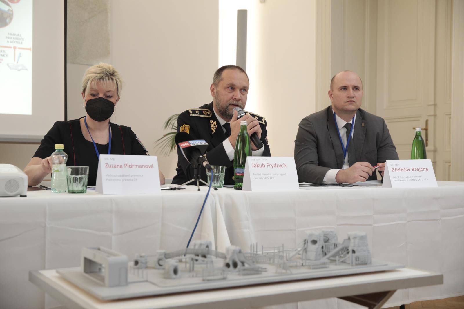 1 TK Děti zpátky na hřiště (1).JPG