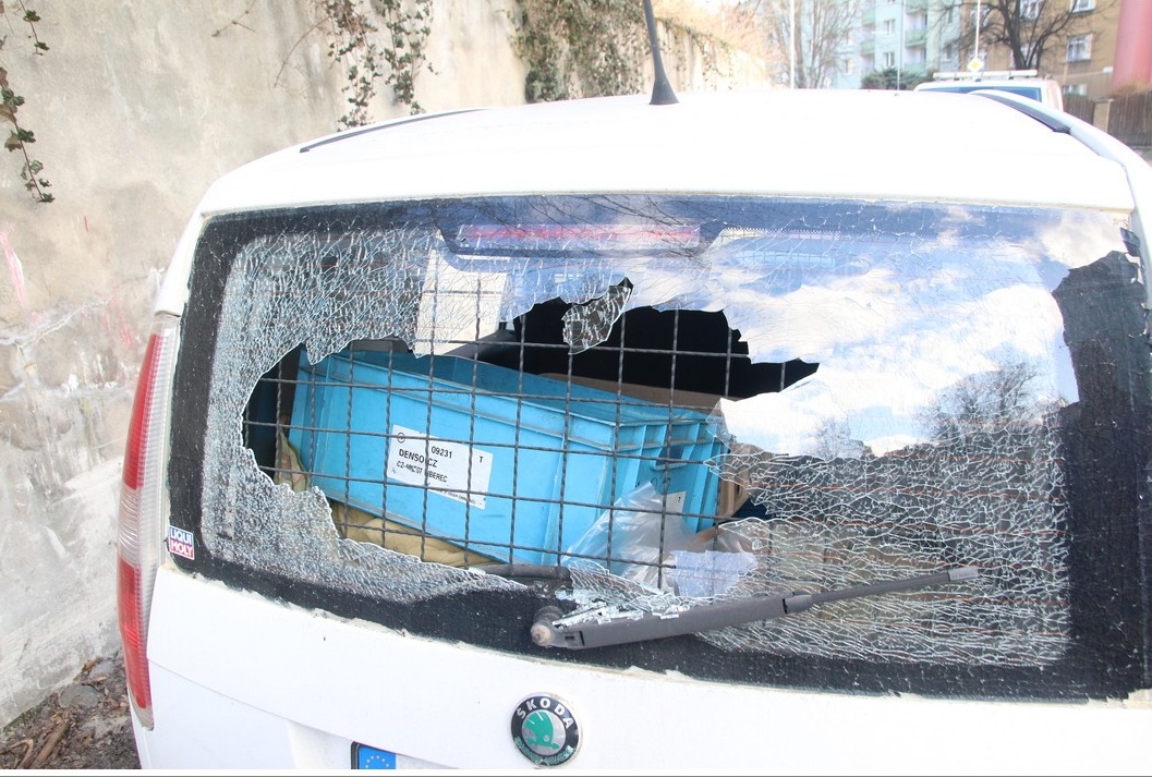 1 auto1.jpg