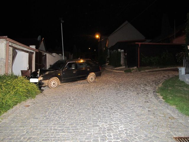 1 nehoda Strani