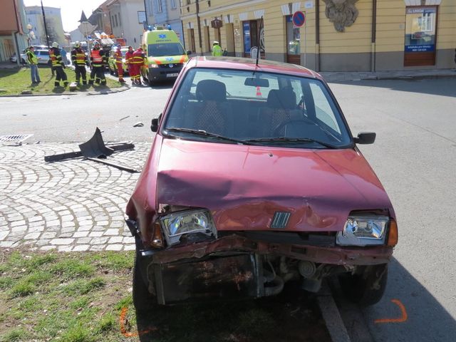 1 nehoda Uherske Hradiste Otakarova 