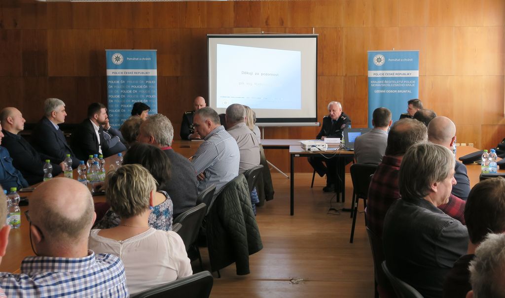 1 setkání se starosty1.jpg