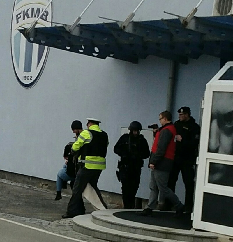 1..jpg