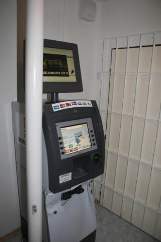 1.4.09 bankomat 2