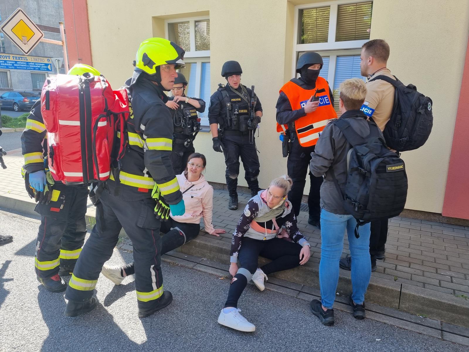 12 Cvičení IZS ŽB (12).jpg
