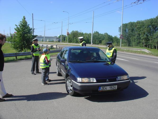 12 Kontrola vozidla a řidičky