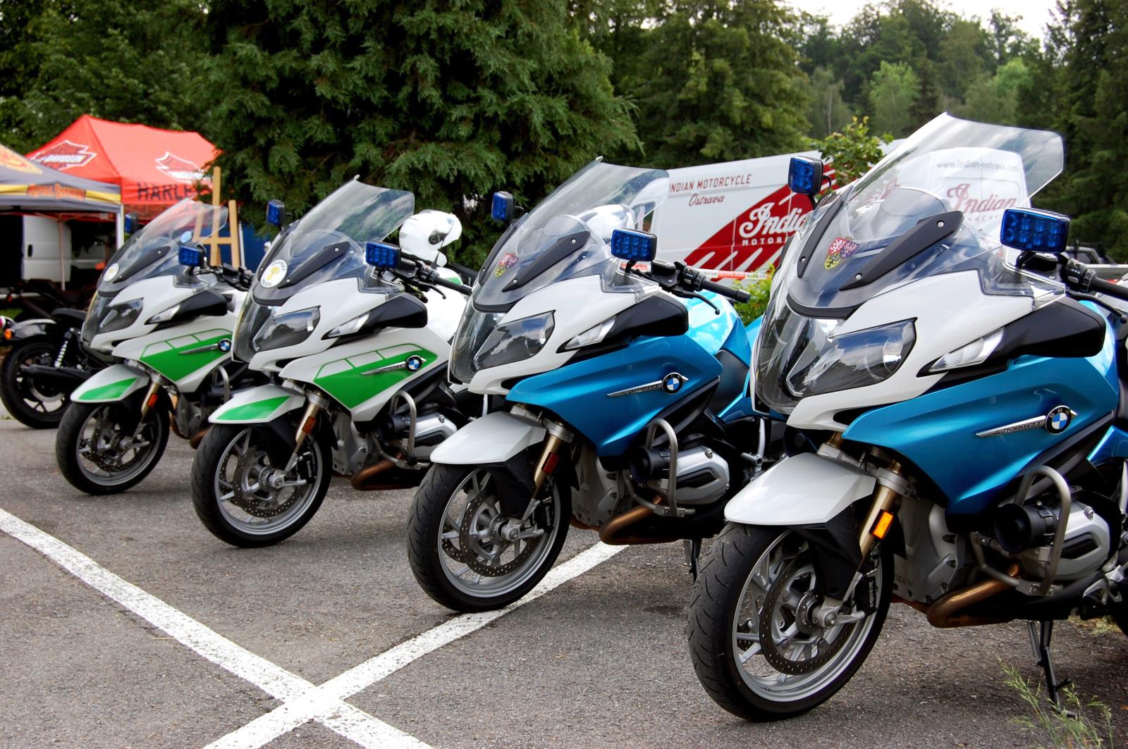 12 Motockyly -Vojenské policie, Hradní stráže.jpg