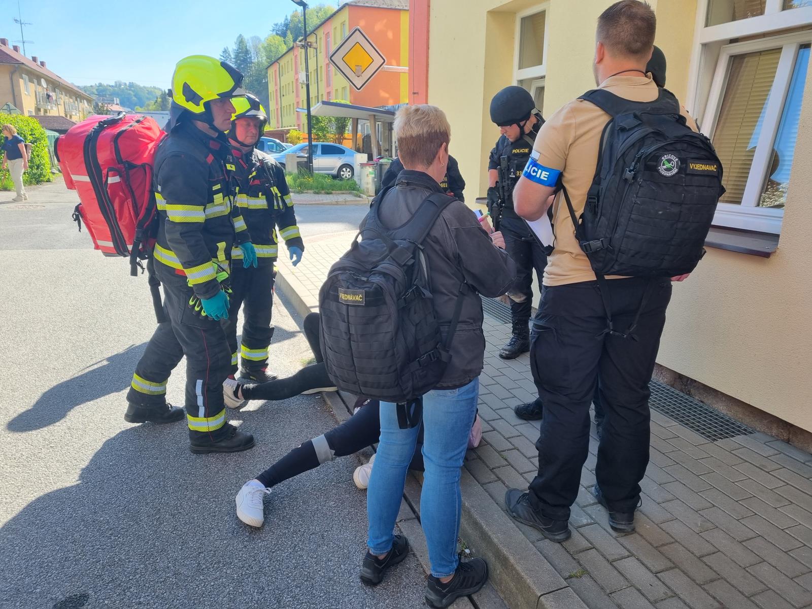 13 Cvičení IZS ŽB (13).jpg
