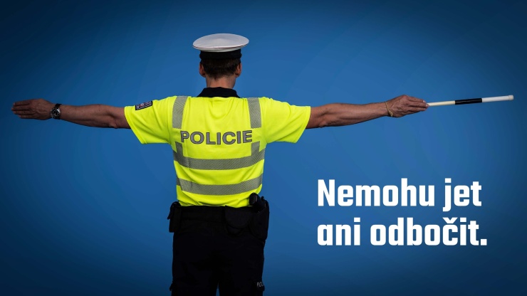 19 Řízení křižovatky policií