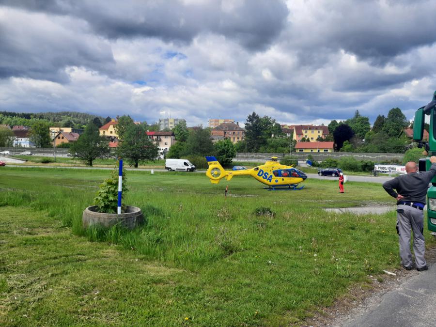 2 Foto nehoda vlak+OA..jpg