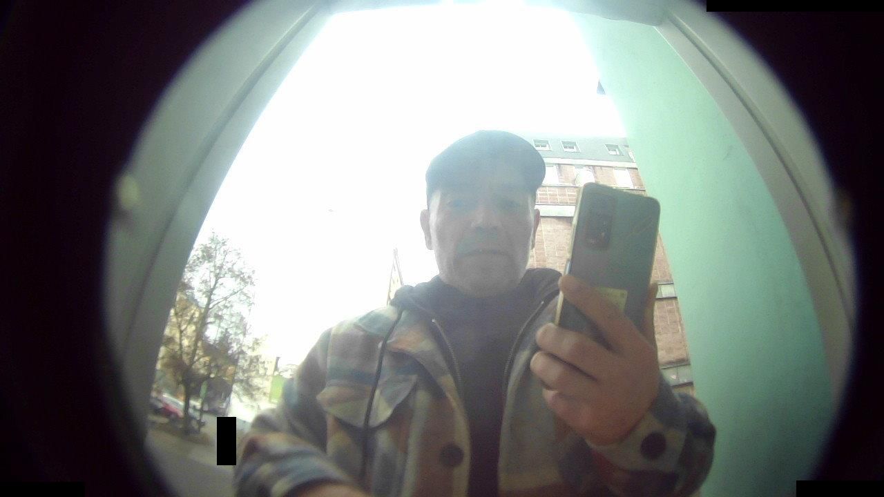 2 Neznámý muž (2).jpg