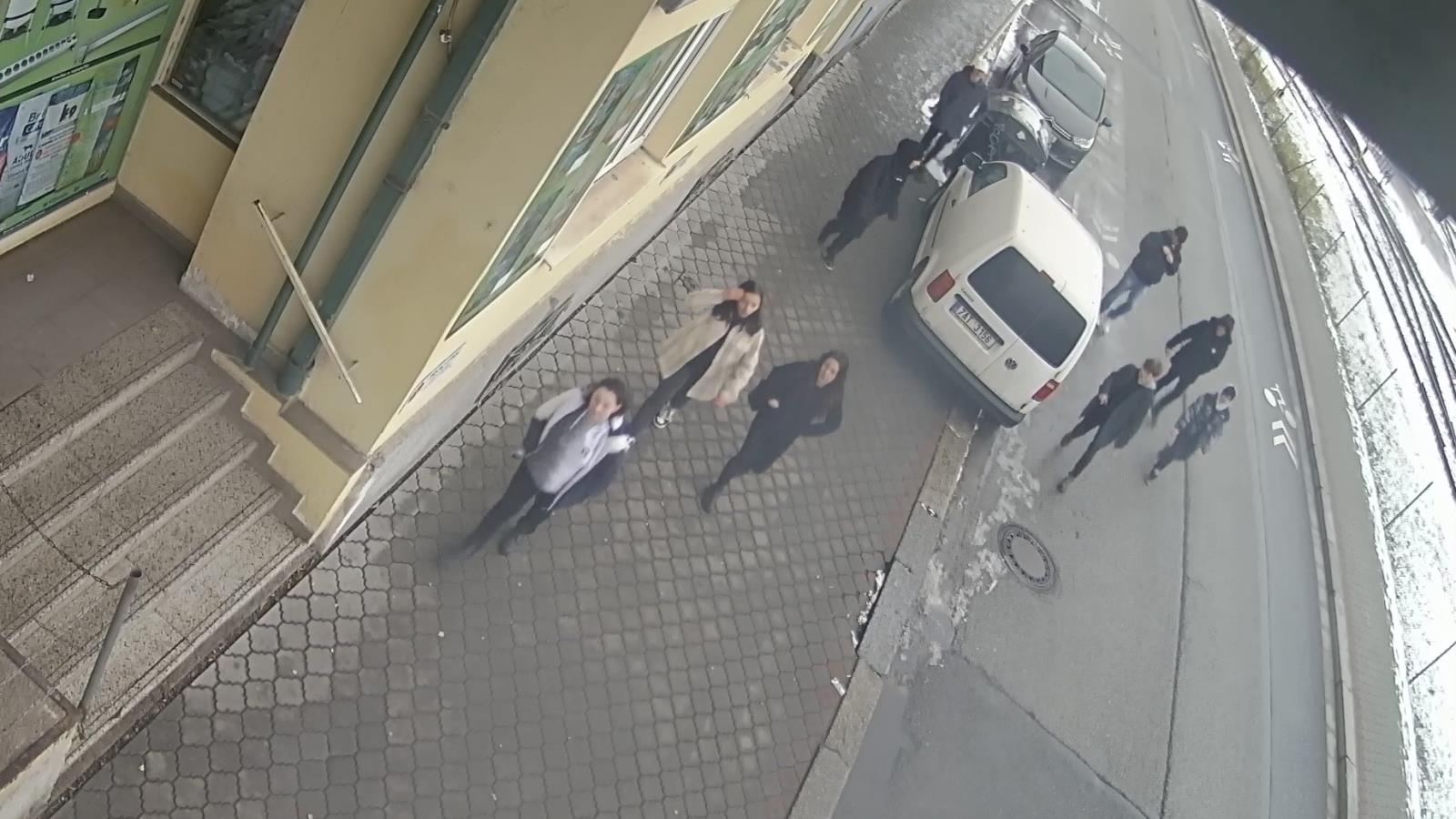 2 Pátrání po totožnosti (2).jpg