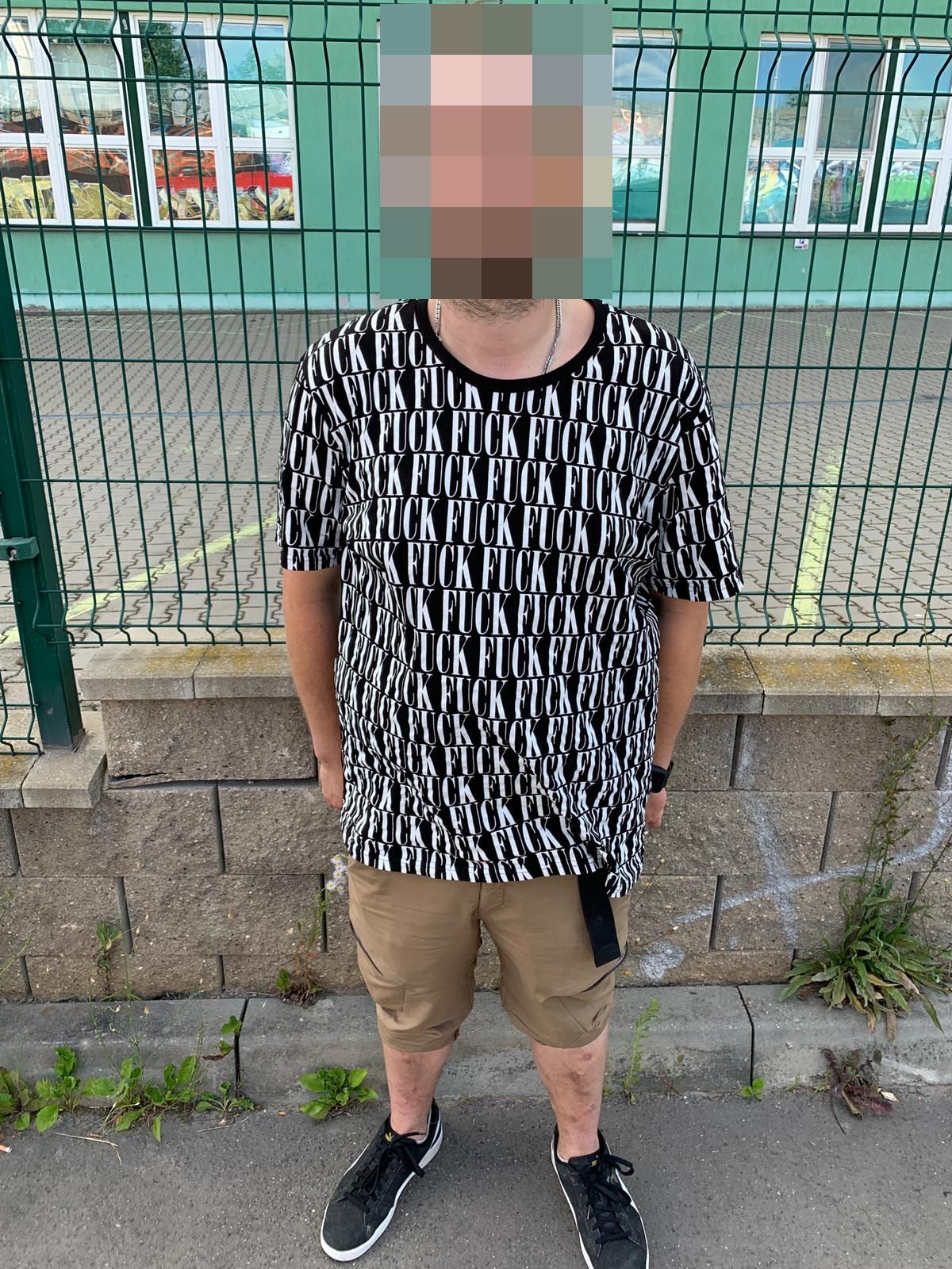 2 Podezřelý.jpg