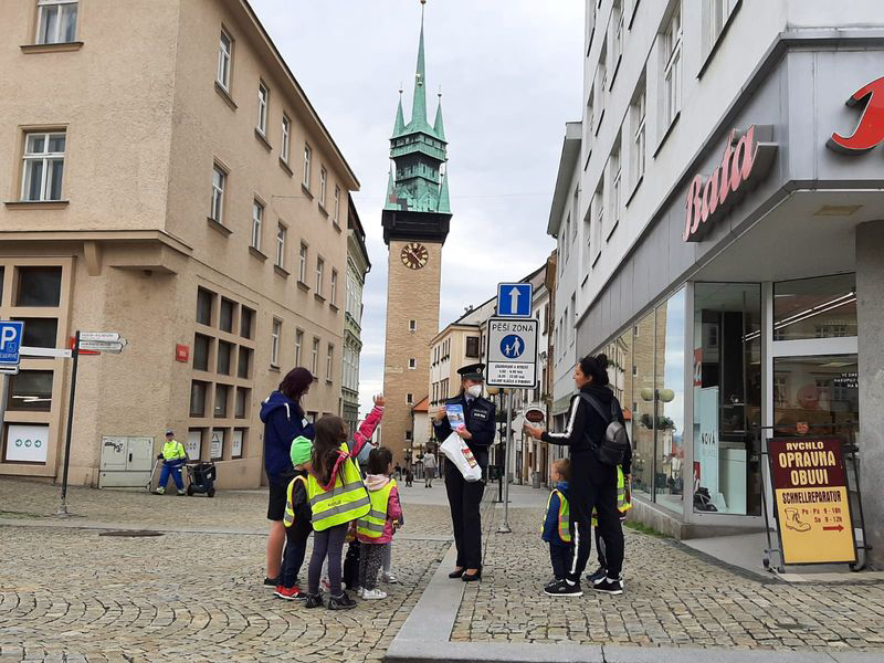 2 Znojmo - Pomněnkový den.jpg