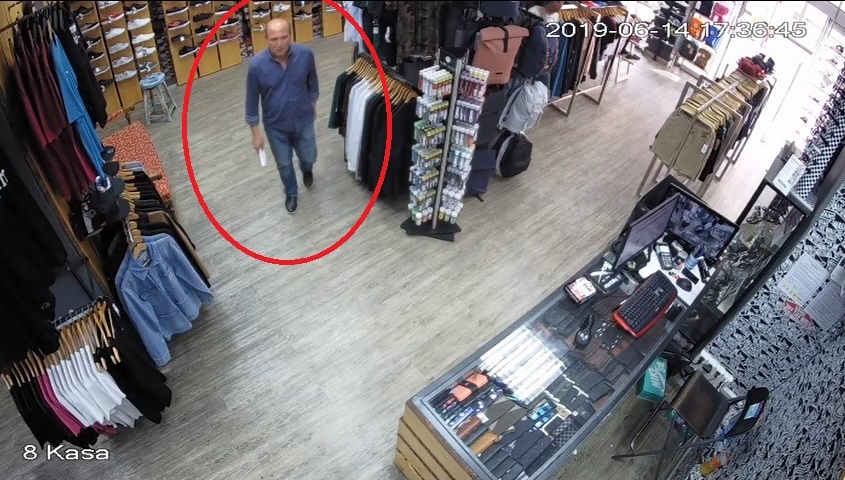 2 hledaný muž č.1 (1).jpg