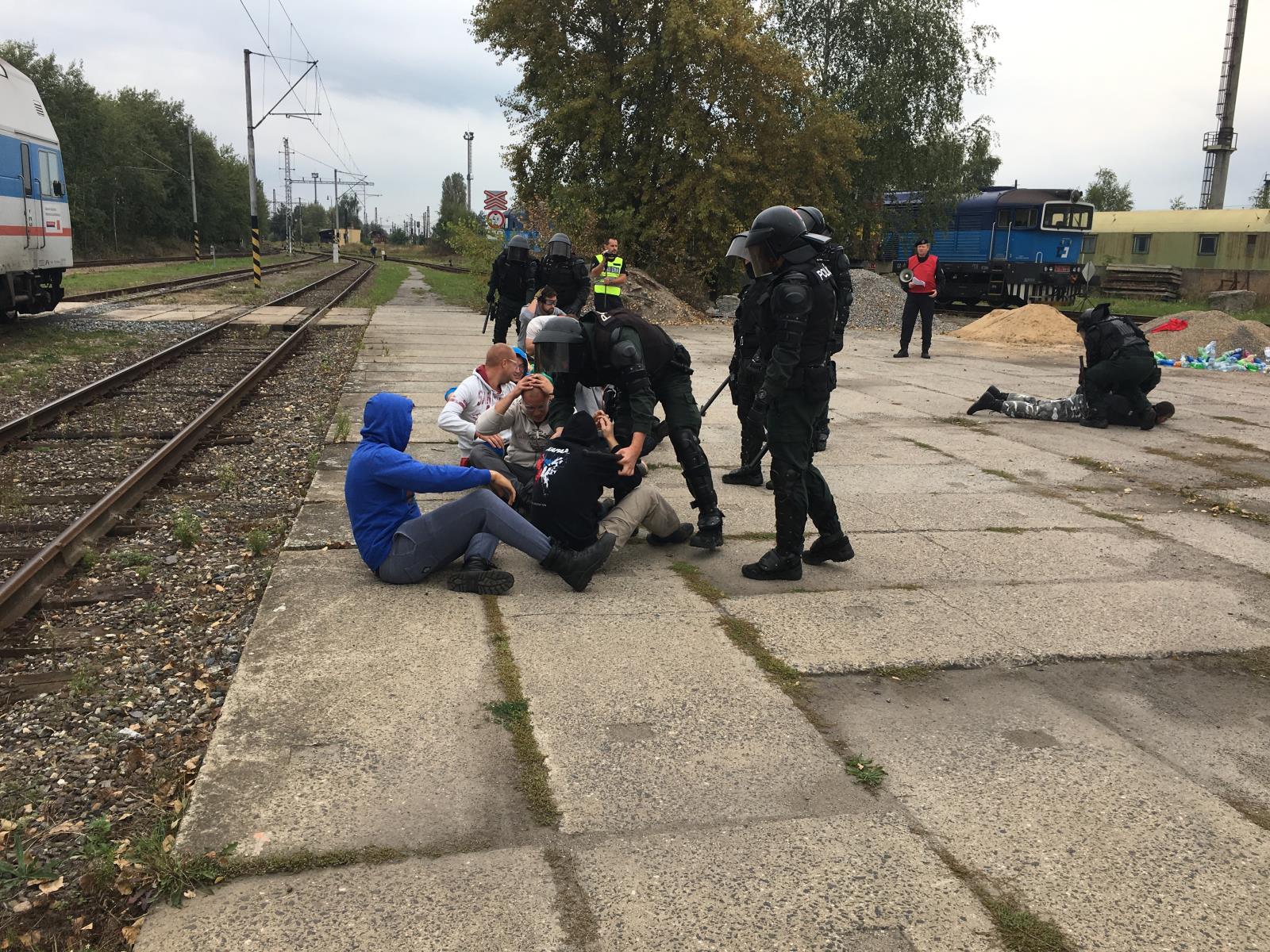 2.JPG