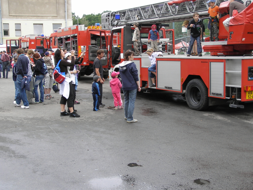 27 P6190100.JPG