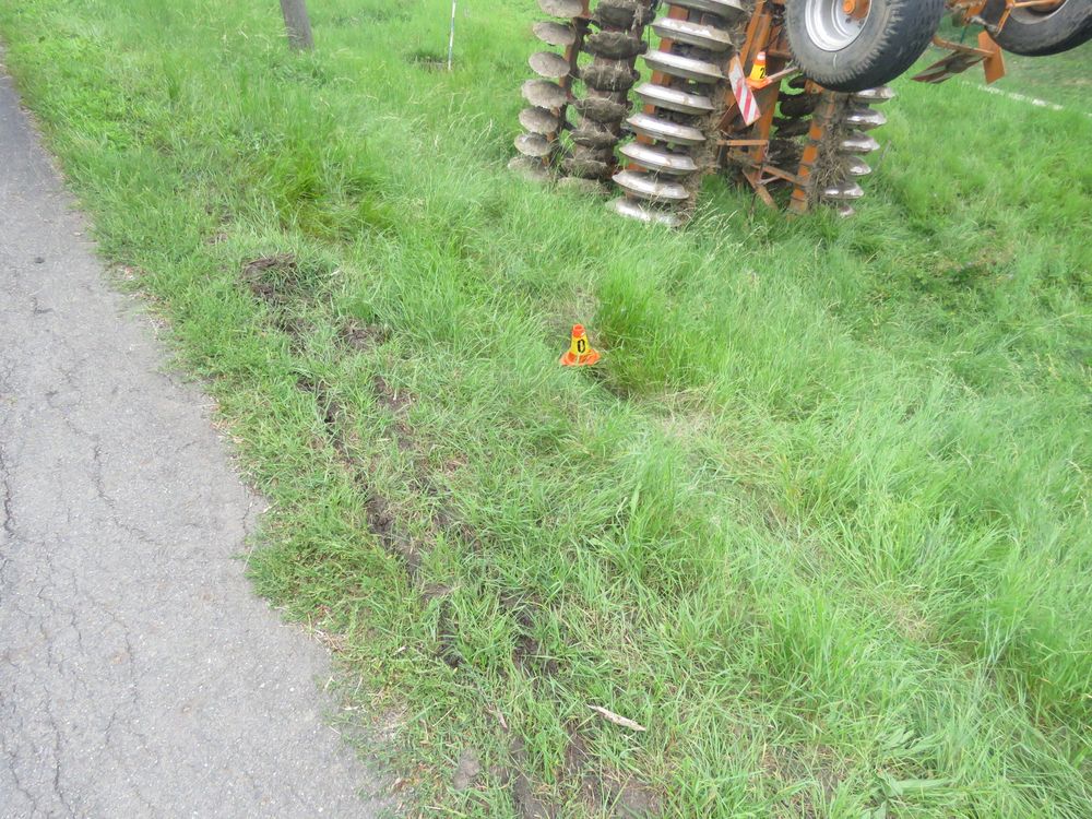 3 DN traktor 3.JPG