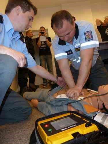3 Policie First responder2..jpg