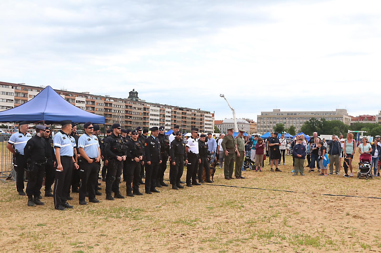 3 XII. den s policií (3).JPG