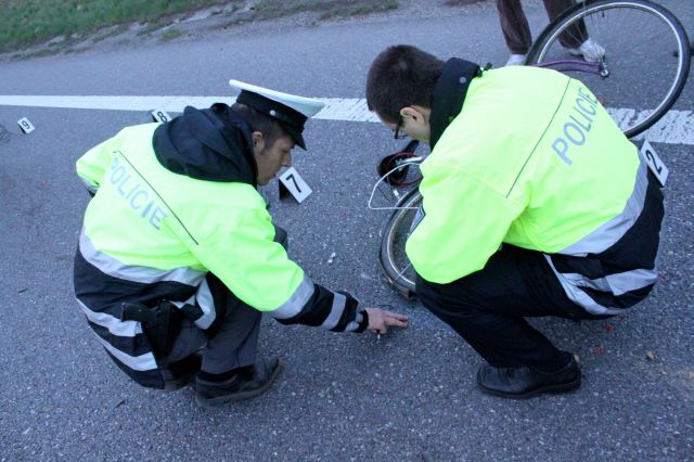 3 nehoda cyklista u Zlechova