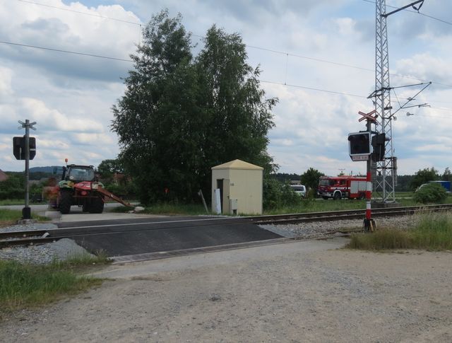 3 nehoda traktor x vlak 3.JPG