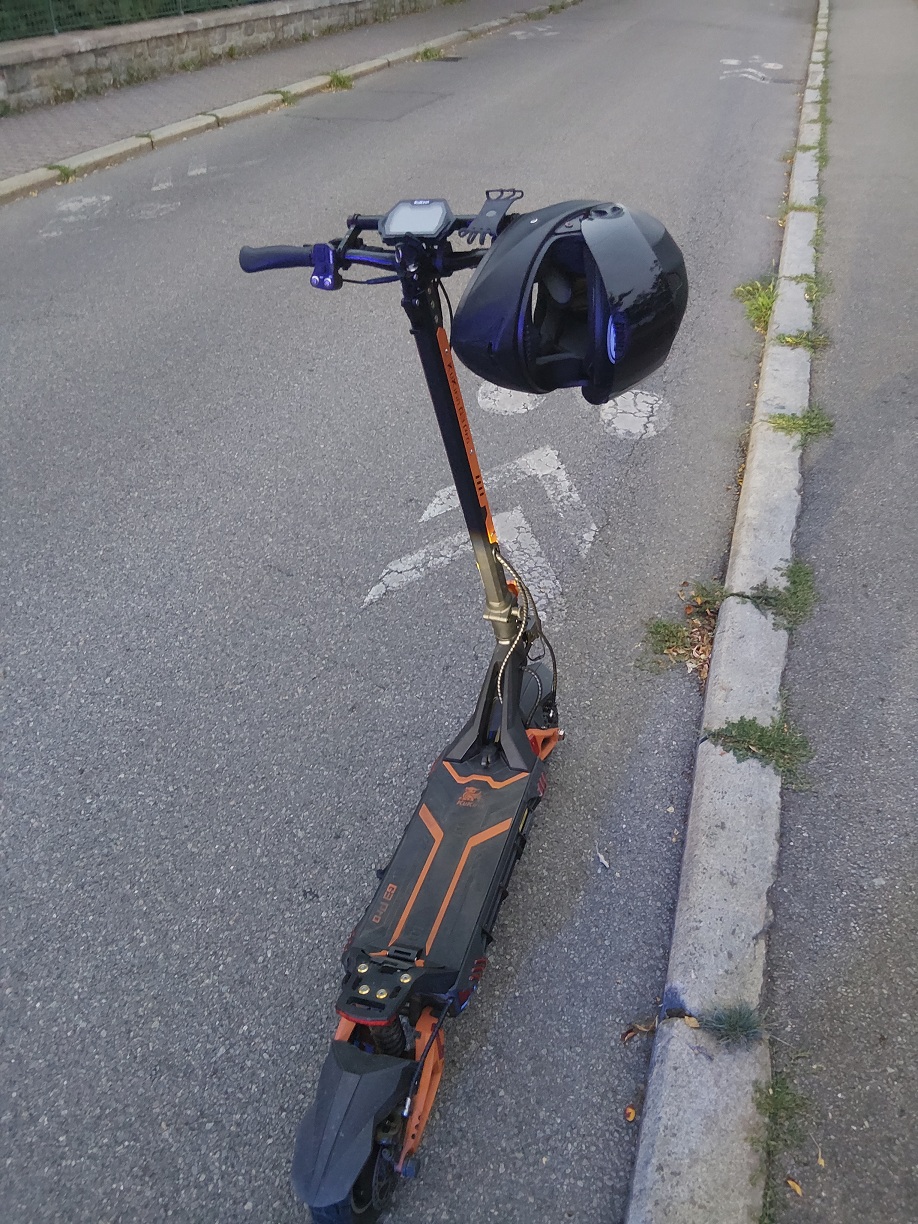 4 Elektrokoloběžka  (1).jpg