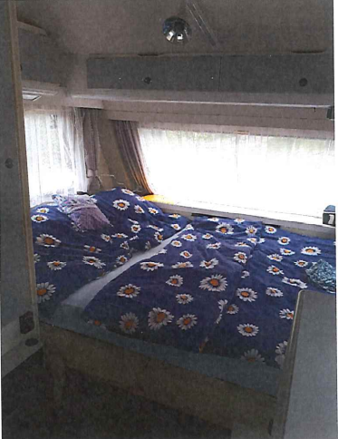 4 Odcizený karavan (4).png