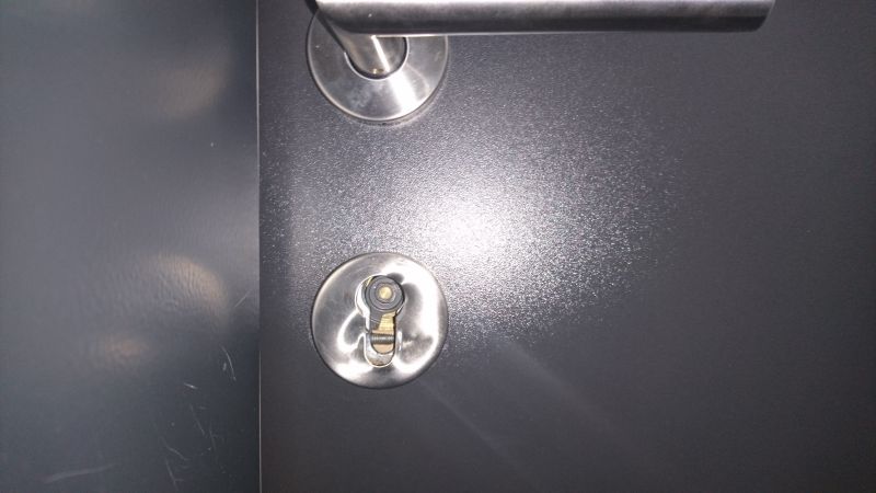 4 Rozlomený zámek3.JPG