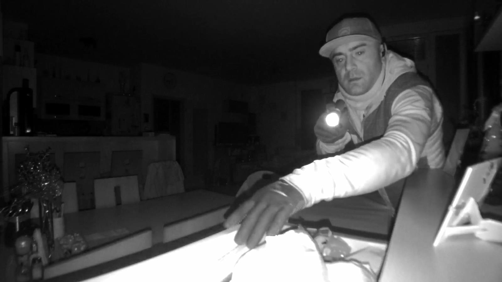 4 hledaný pachatel (4).jpg