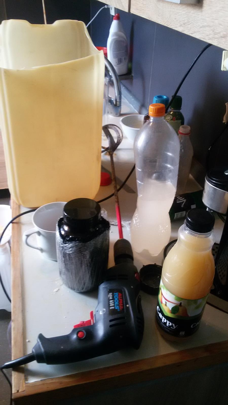 4 kompopnenty k výrobě drog (4).jpg