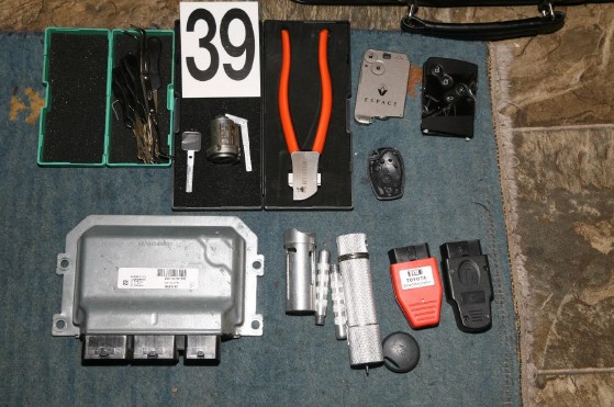 4 věci zajištěné při domovních prohlídkách (4).jpg