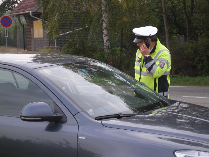4.hlášení přestupku z vrtulníku.jpg