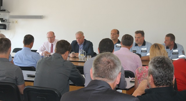 5 BV návštěva premiéra a ministra_5.jpg