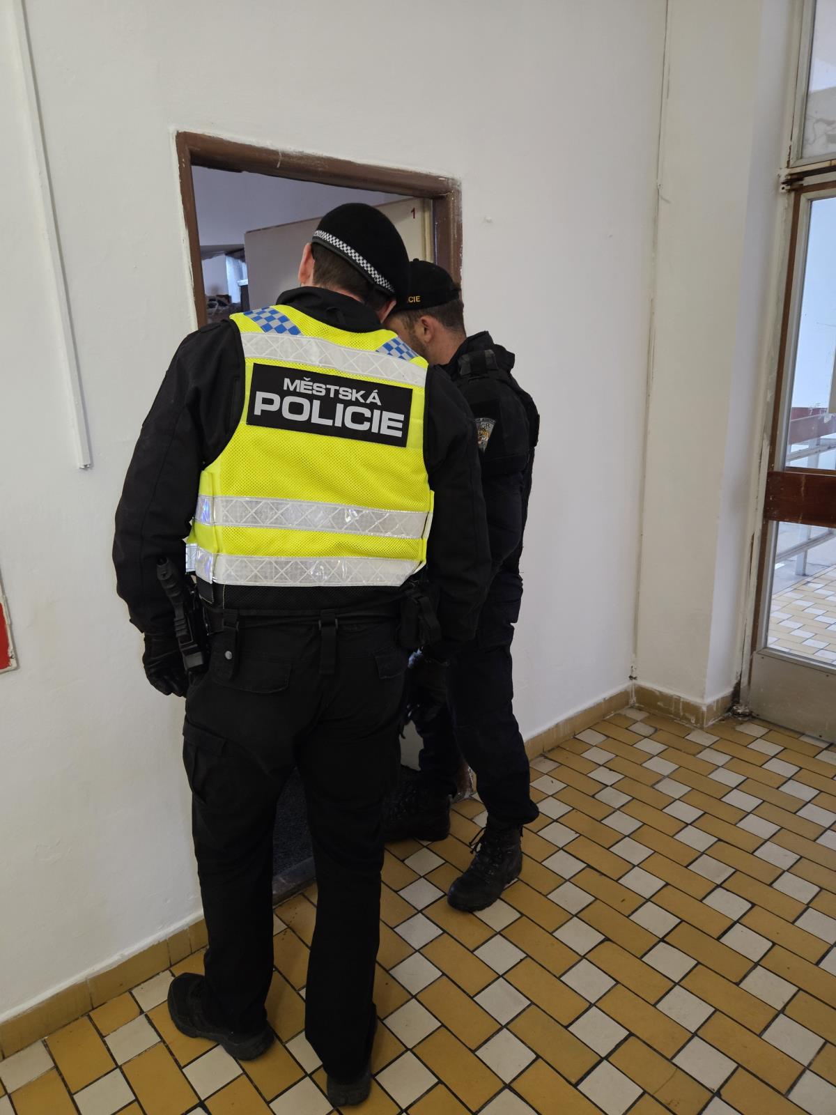 5 Kontrola ubytoven v JN (5).jpg