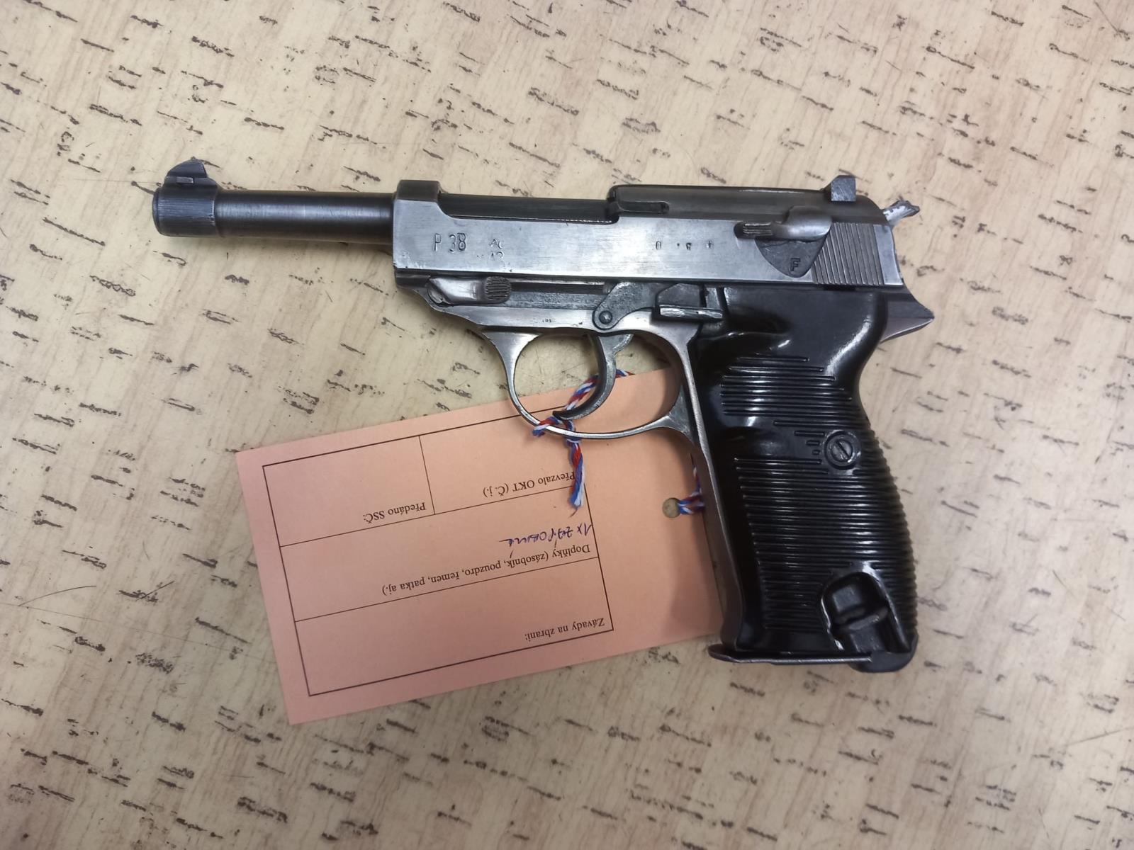 5 Walther P38.jpeg