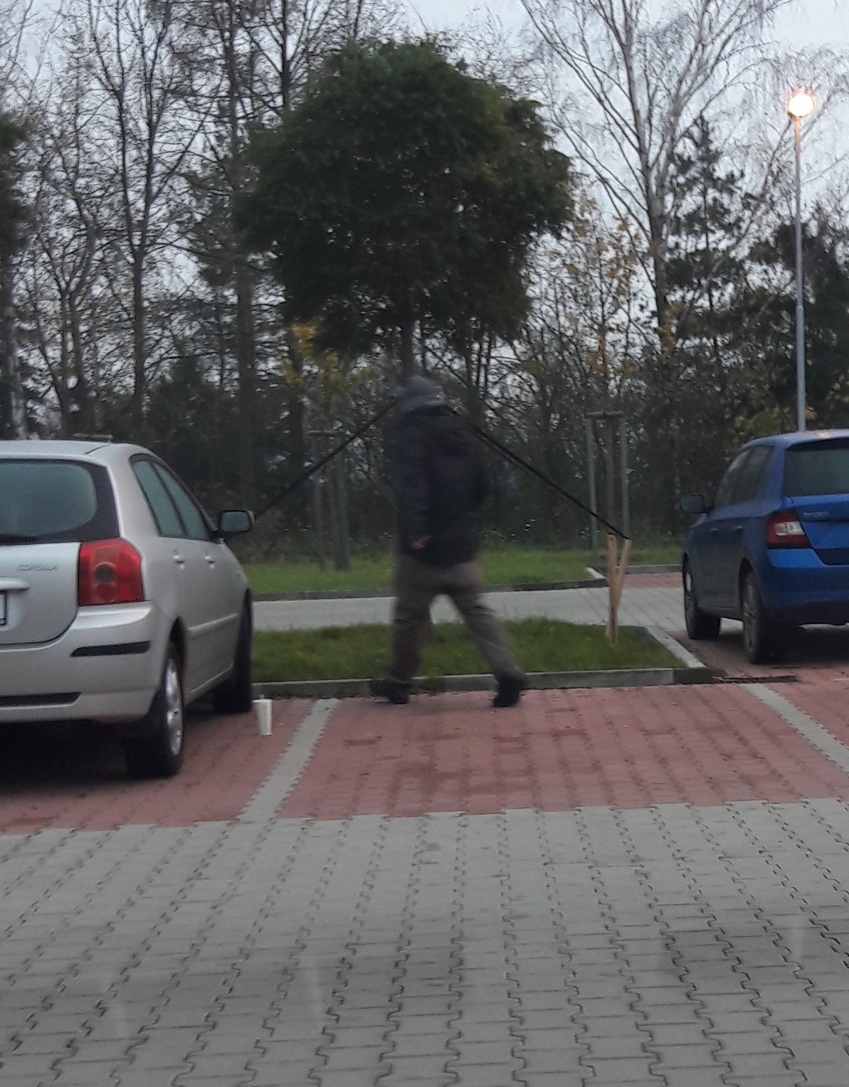 5 foto neznámého pachatele (5).jpg