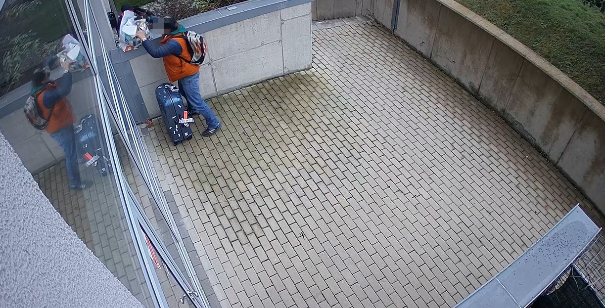 5 podezřelý vloupání do bytu2.jpg