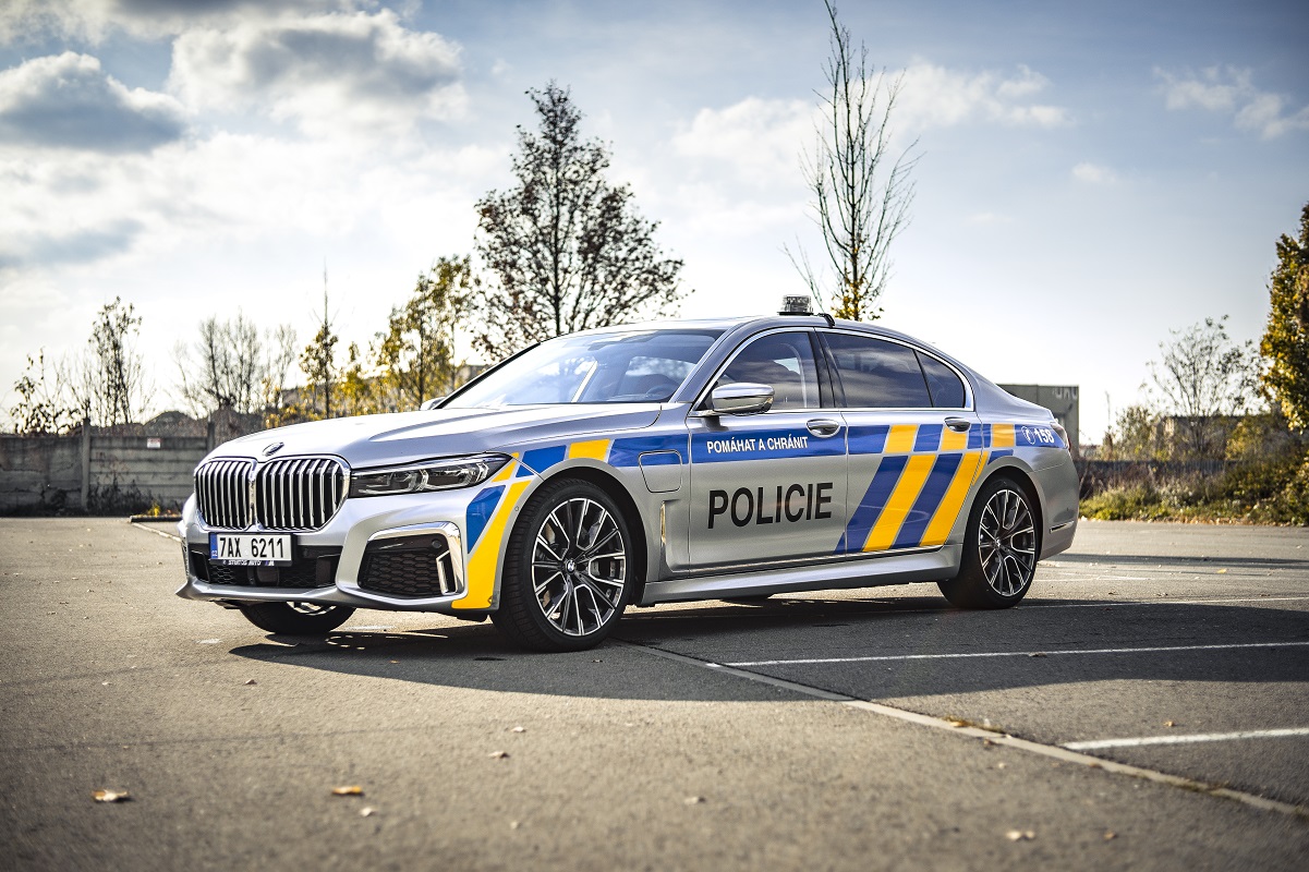 6 2 - BMW.jpg
